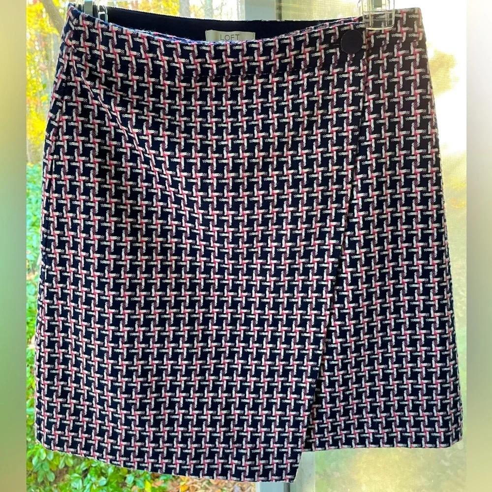 LOFT petite 0P pink & blue tweed shirt EUC. High waisted wrap skirt fully lined